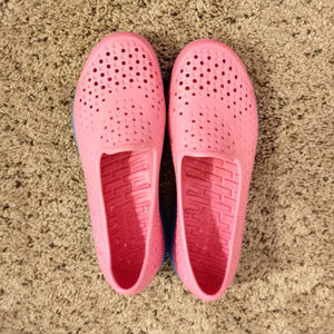 Skechers h2Go pink/blue size 8